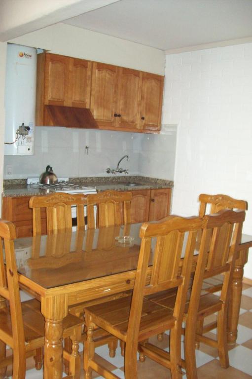 Muras Aparthotel Villa Nueva (Mendoza)